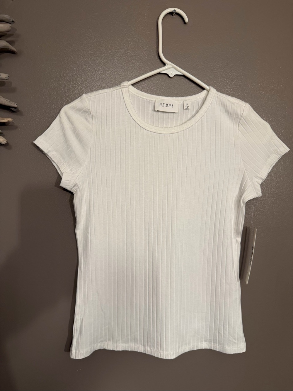 Cyrus Off White Ribbed Tee Short Sleeve